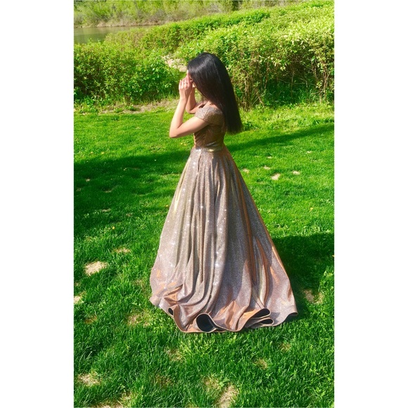 Gold Prom/Graduation Dress - Picture 3 of 4